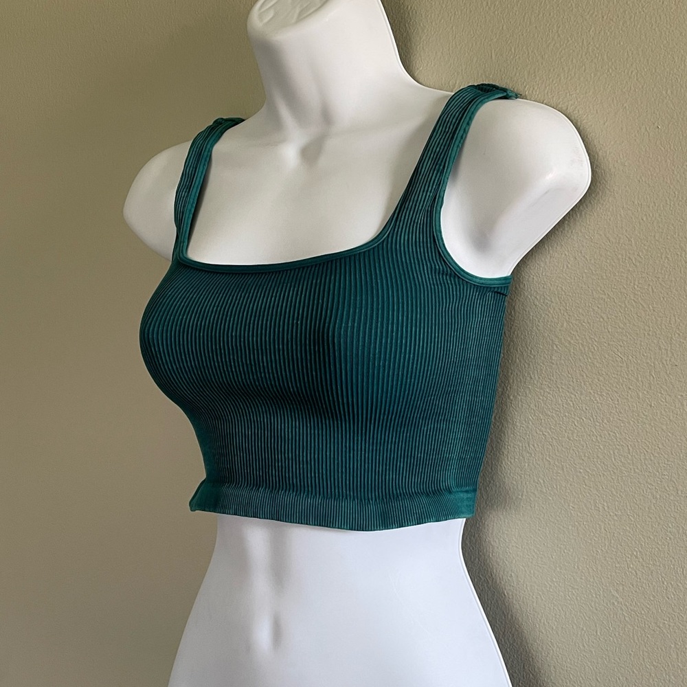 Free People Movement Happiness Runs Square Neck Crop Tank in Jewel NWOT - Picture 6 of 8